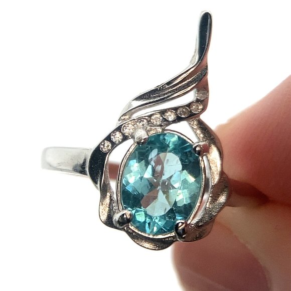 Blue Apatite 1.64ct Platinum Finish Solid 925 Sterling Silver Ring